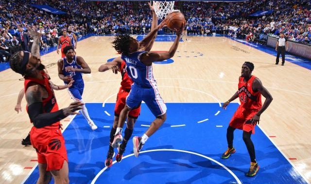 蓝鲸体育-说好的以下克上呢？猛龙首战沦为马克西表演观众