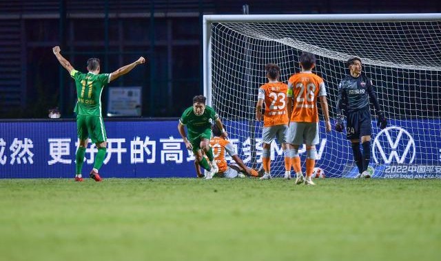 蓝鲸体育官网-高迪时隔4年中超再进球 梅开二度模仿哈兰德打坐