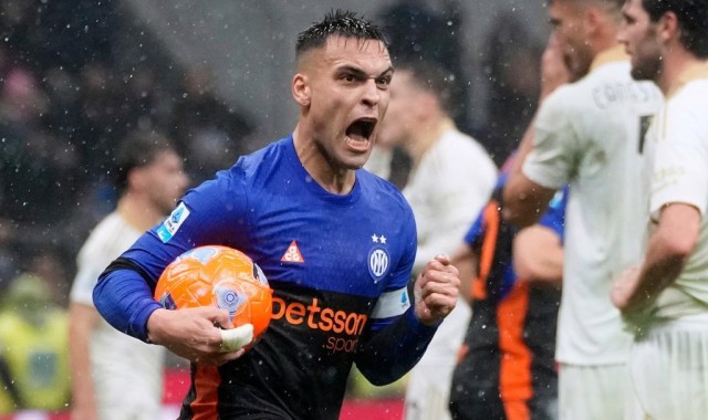 蓝鲸体育官网-体坛联播｜国米让二追六大胜领跑意甲，国足战平俄超劲旅