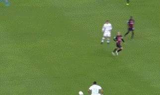 蓝鲸体育-【欧冠】托莫里送点+染红 AC米兰主场0比2负切尔西