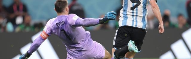 蓝鲸体育-澳大利亚球迷猛批马修·瑞安：蠢货，你到底怎么想的