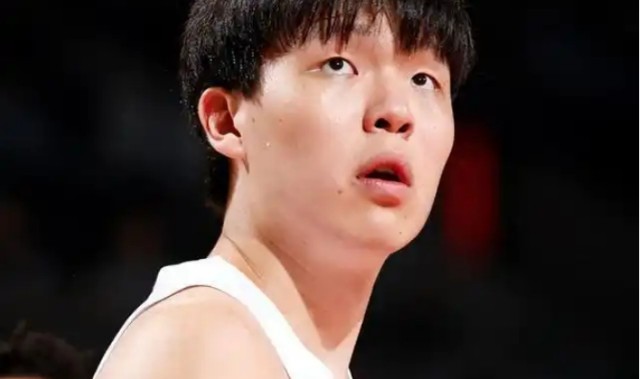 梦幻半场！杨瀚森8中8轰17+3+2+1 弹无虚发无可阻挡