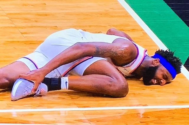Mitchell-Robinson-injury-Knicks.jpg